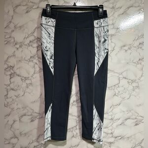 Athleta Womens Athletic Leggings Size S Cropped Marble Gray White